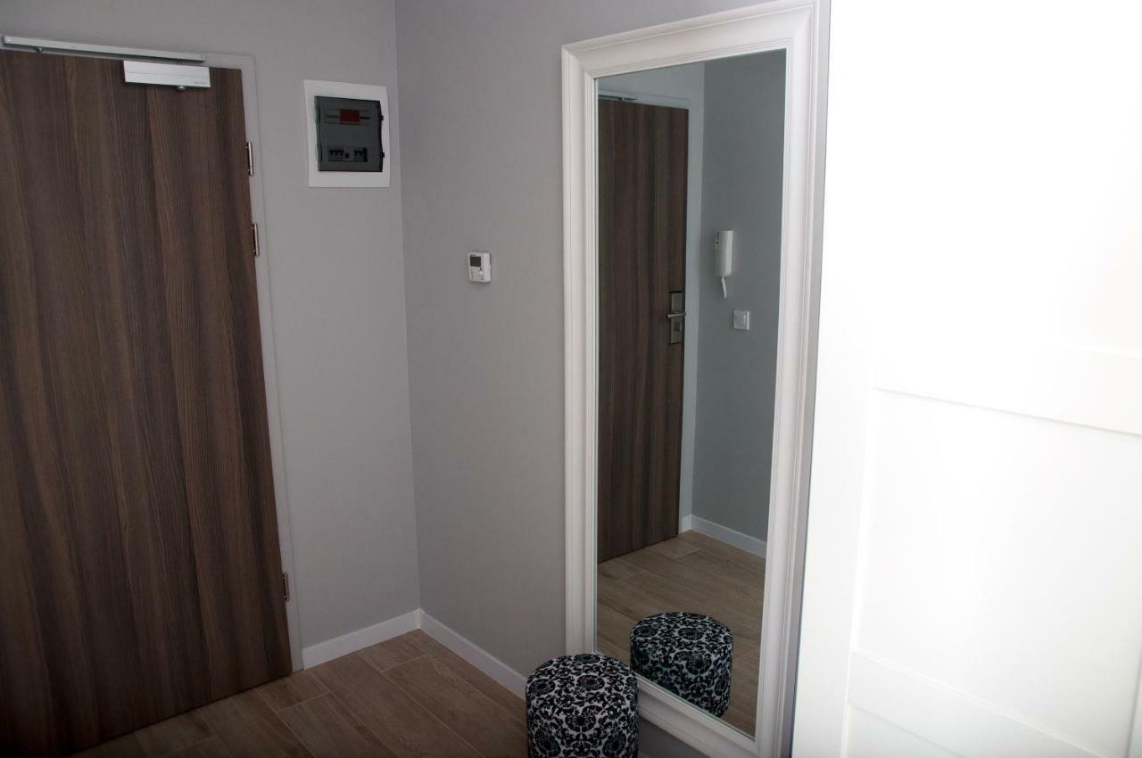 Apartament Ikar - 2 Pokojowy Przy Morzu Z Balkonem Поберово Экстерьер фото